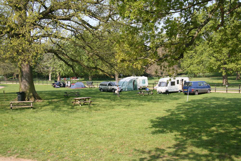 A simple, affordable campsite for tents, caravans and motorhomes